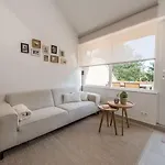 Lovely Duplex With Beautiful Views *