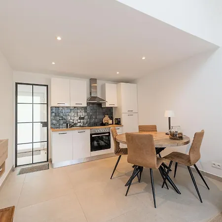Lovely Duplex Axime With Beautiful Hill Views -