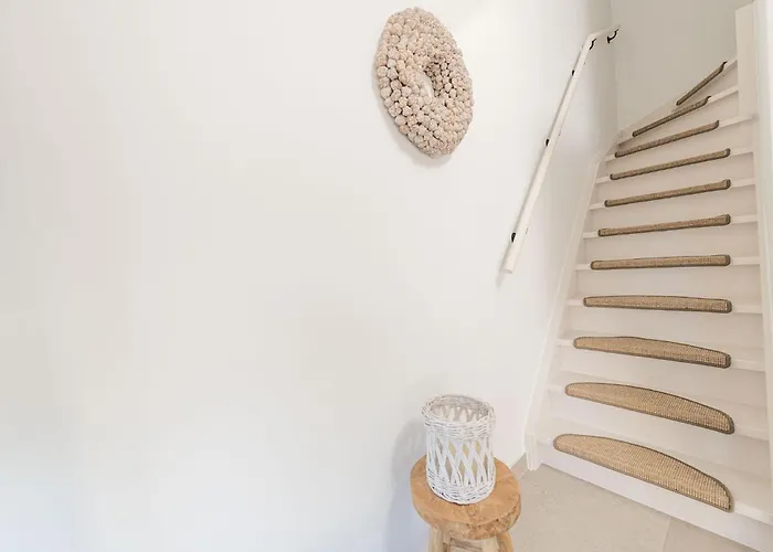 Lovely Duplex With Beautiful Views *